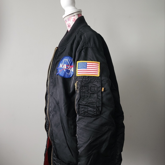EUC Alpha Industries NASA bomber (L) - Picture 4 of 11